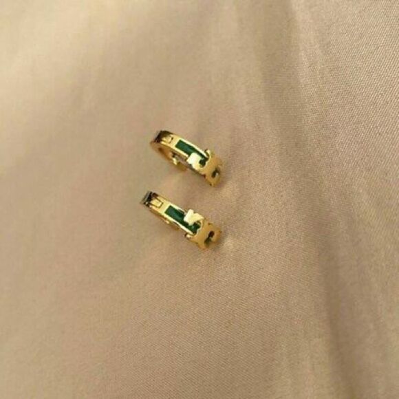 New Tory Burch Gold Logo, Green Enamel Small Huggie Hoops - Picture 4 of 7